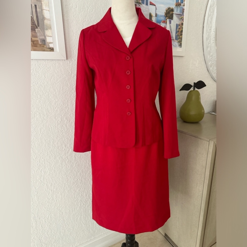 Radiant Red Ensemble - Perfect for Spring!